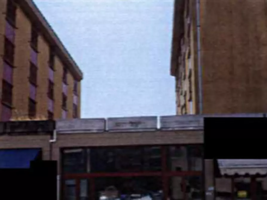 Immagine 9 di Negozio in vendita  in Via Fratelli Cervi  a Empoli