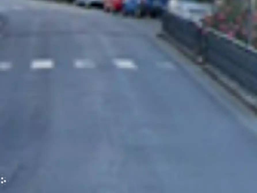 Immagine 7 di Negozio in vendita  in Via Iacopo Modesti a Carmignano