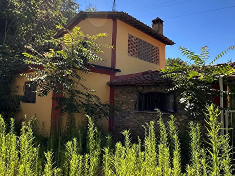 Immagine 14 di Rustico / casale in vendita  in Via Cassia per Siena a San Casciano In Val Di Pesa