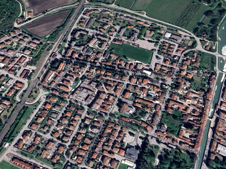 Immagine 20 di Rustico / casale in vendita  in Via Cassia per Siena a San Casciano In Val Di Pesa