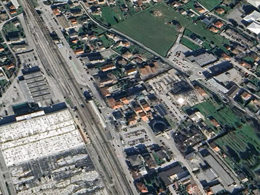 Immagine 12 di Garage in vendita  in Via Dante Alighieri  a Gemona Del Friuli