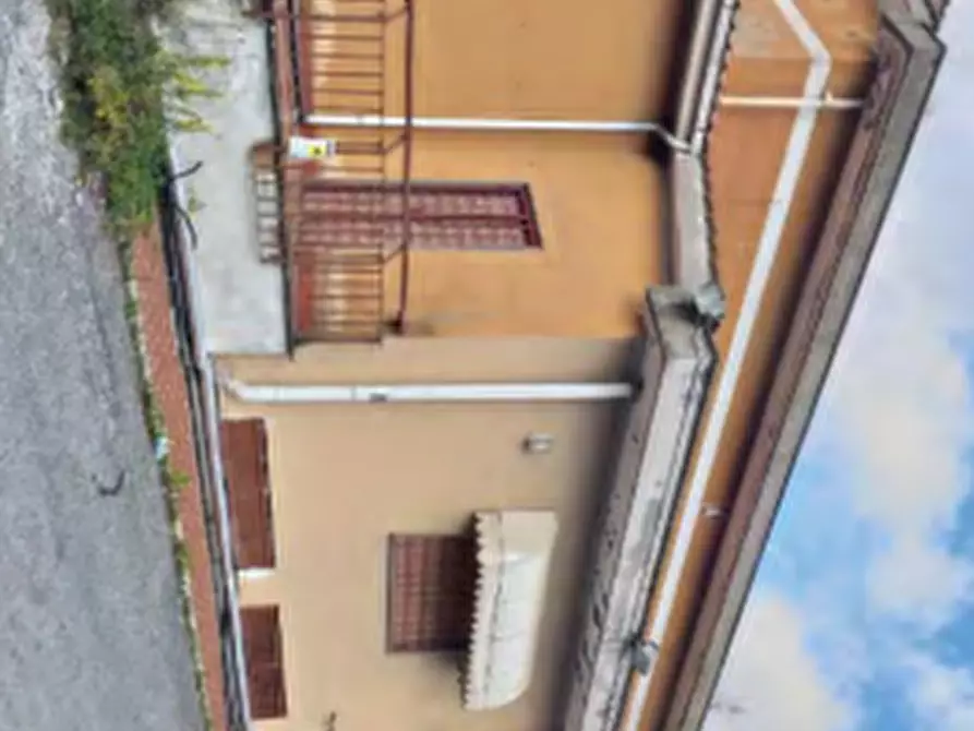 Immagine 3 di Appartamento in vendita  in Via Appia Vecchia a Genzano Di Roma