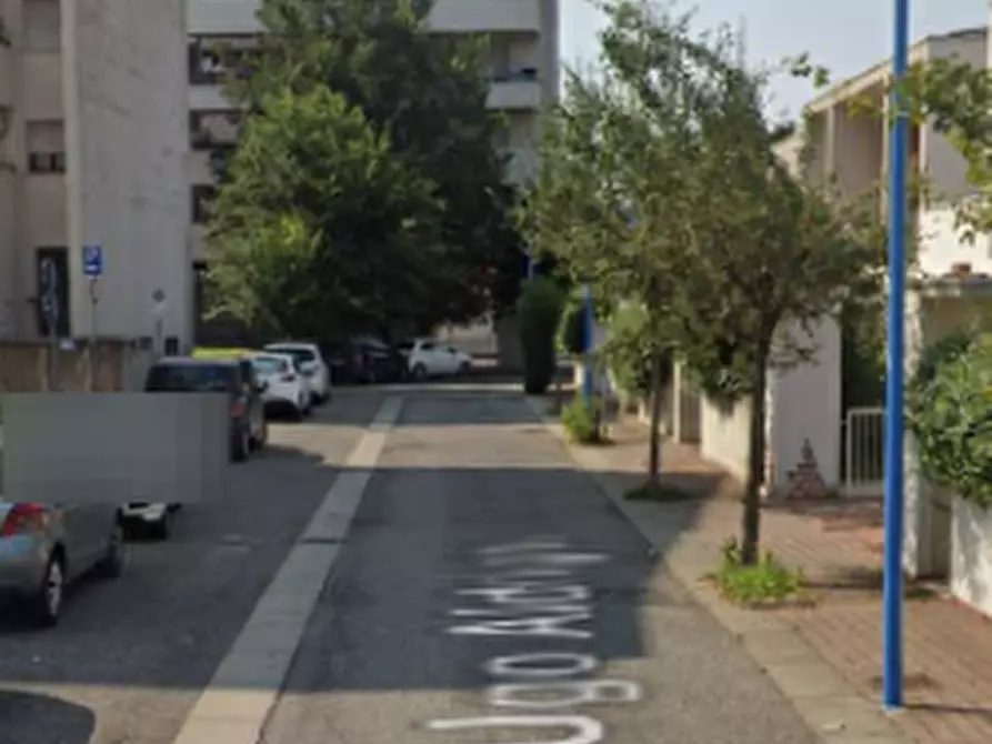 Immagine 17 di Posto auto in vendita  in Via Ugo Aldrighi a Brescia