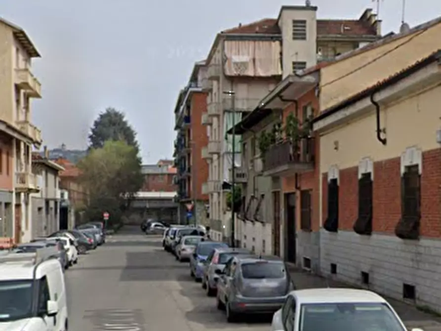 Immagine 12 di Appartamento in vendita  in Via Puccini  a Torino