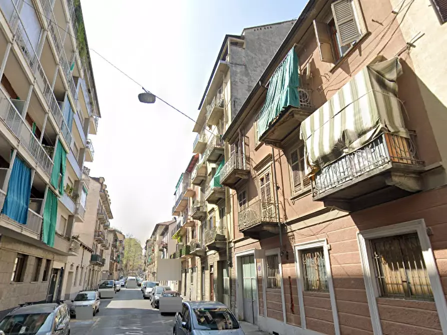 Immagine 5 di Appartamento in vendita  in Via Graziadio Ascoli a Torino