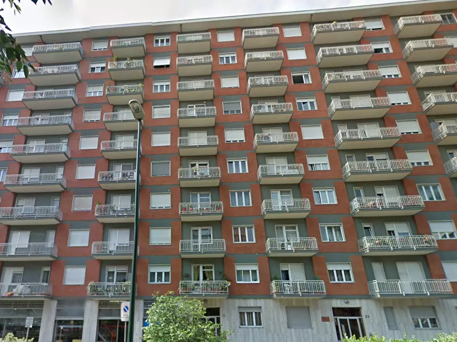 Immagine 2 di Appartamento in vendita  in Via L. Boccherini  a Torino