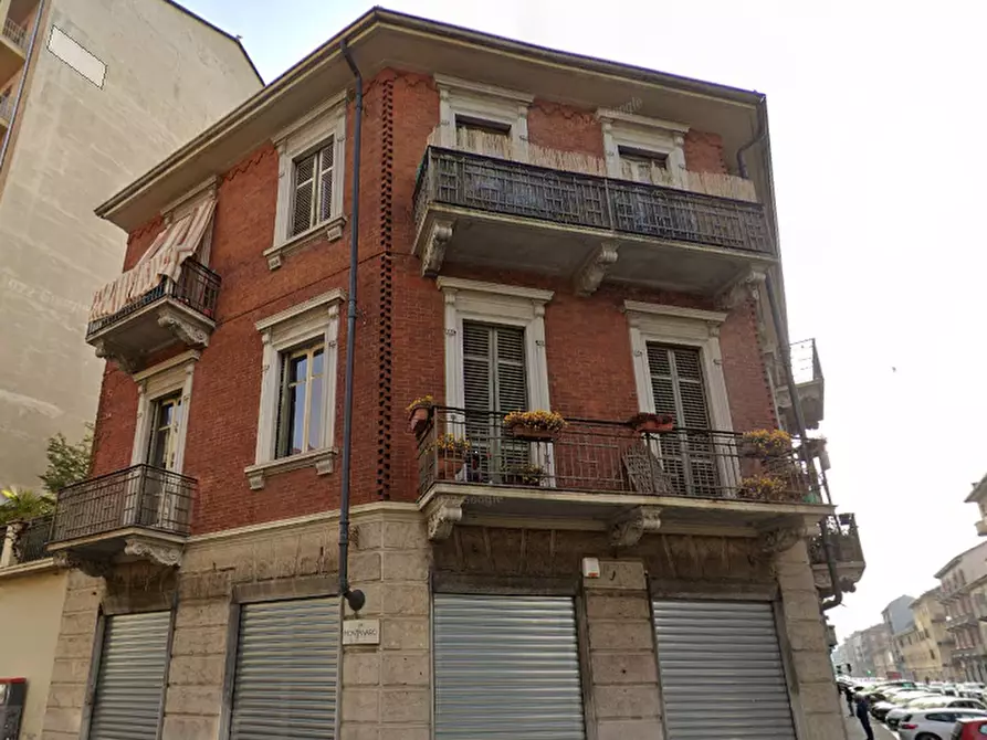 Immagine 2 di Appartamento in vendita  in Via Brandizzo a Torino