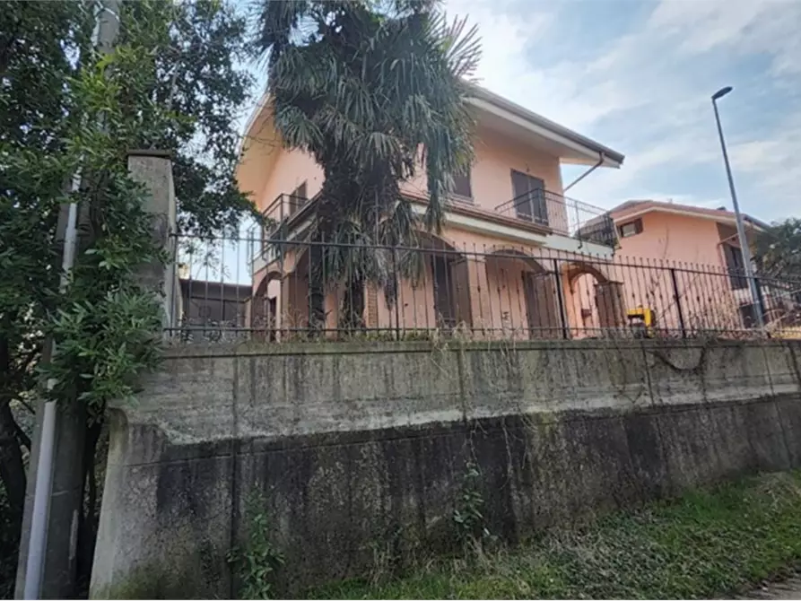 Immagine 6 di Villa in vendita  in Strada dei Comuni  a Caselette