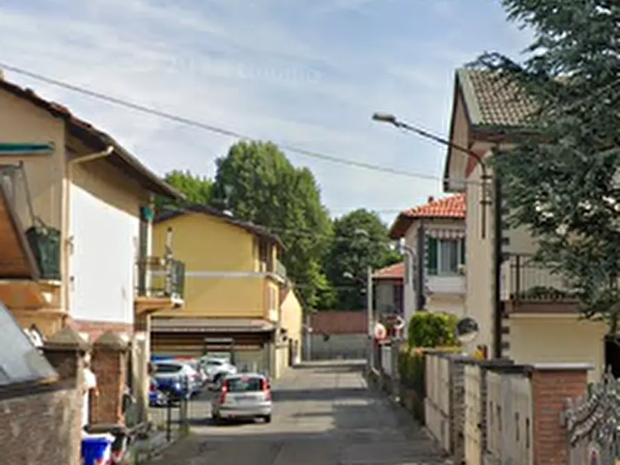 Immagine 3 di Garage in vendita  in Strada Genova a Moncalieri