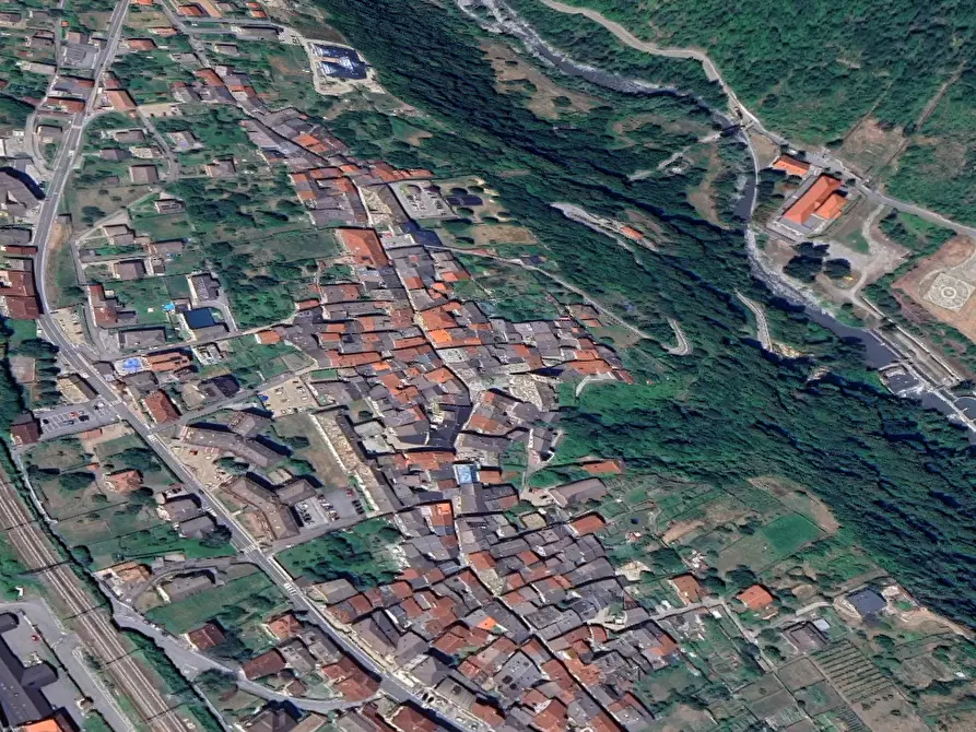 Immagine 5 di Stabile in vendita  in via Vittorio Emanuele II a Chiomonte