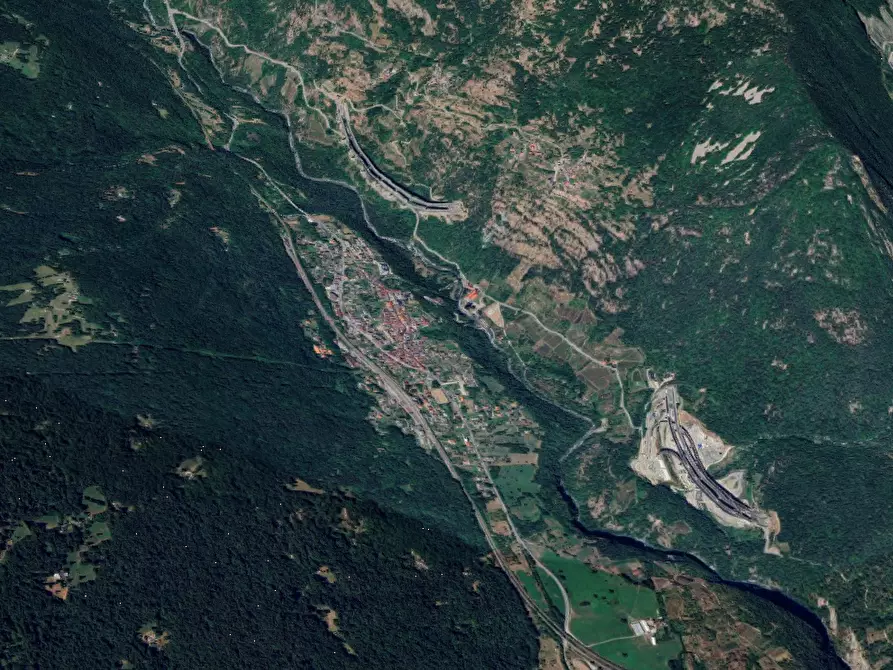 Immagine 10 di Stabile in vendita  in via Vittorio Emanuele II a Chiomonte