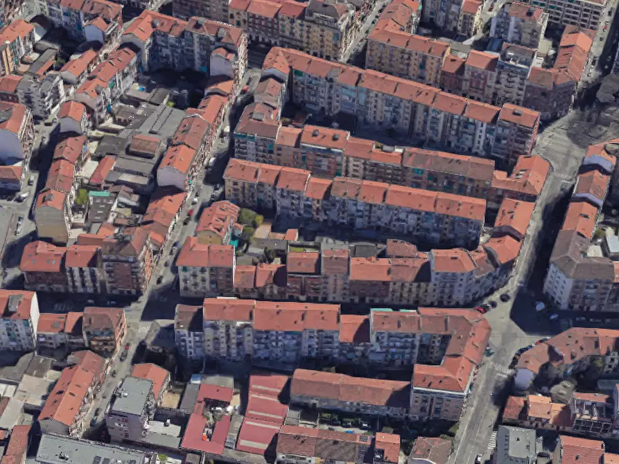 Immagine 19 di Appartamento in vendita  in Via Renato Martorelli a Torino