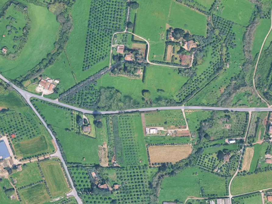 Immagine 1 di Magazzino in vendita  in Via Appia Vecchia a Genzano Di Roma