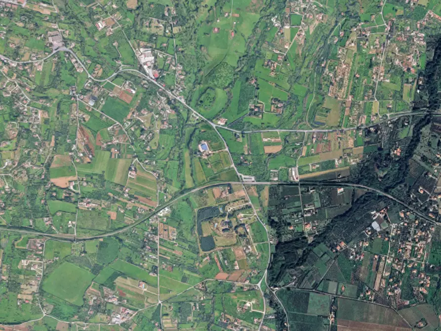 Immagine 3 di Magazzino in vendita  in Via Appia Vecchia a Genzano Di Roma