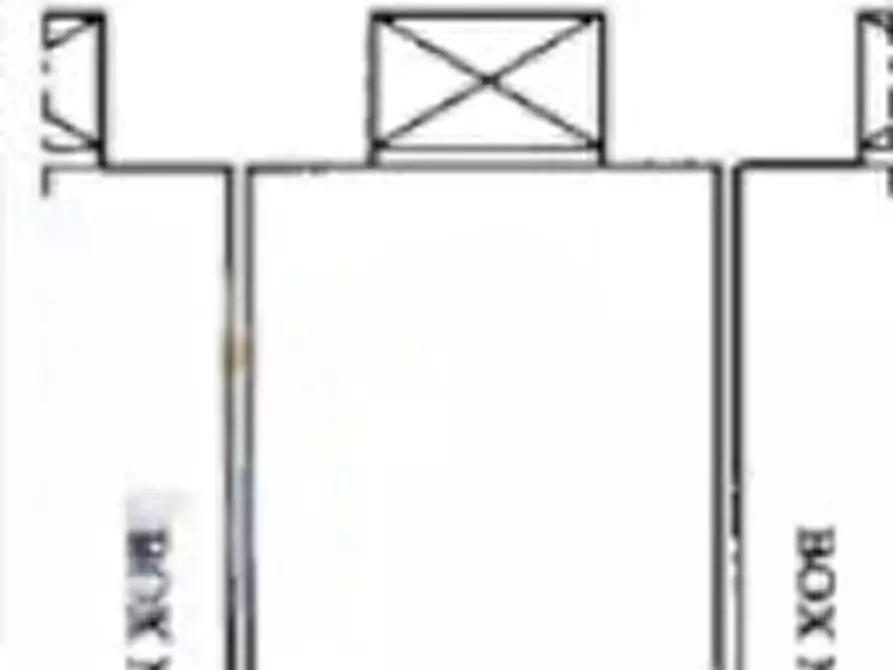 Immagine 8 di Garage in vendita  in Via di Grotta di Gregna a Roma