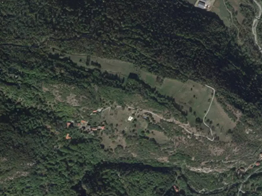 Immagine 9 di Rustico / casale in vendita  in via Banda a Villar Focchiardo