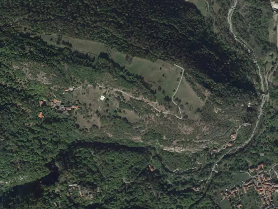 Immagine 10 di Rustico / casale in vendita  in via Banda a Villar Focchiardo