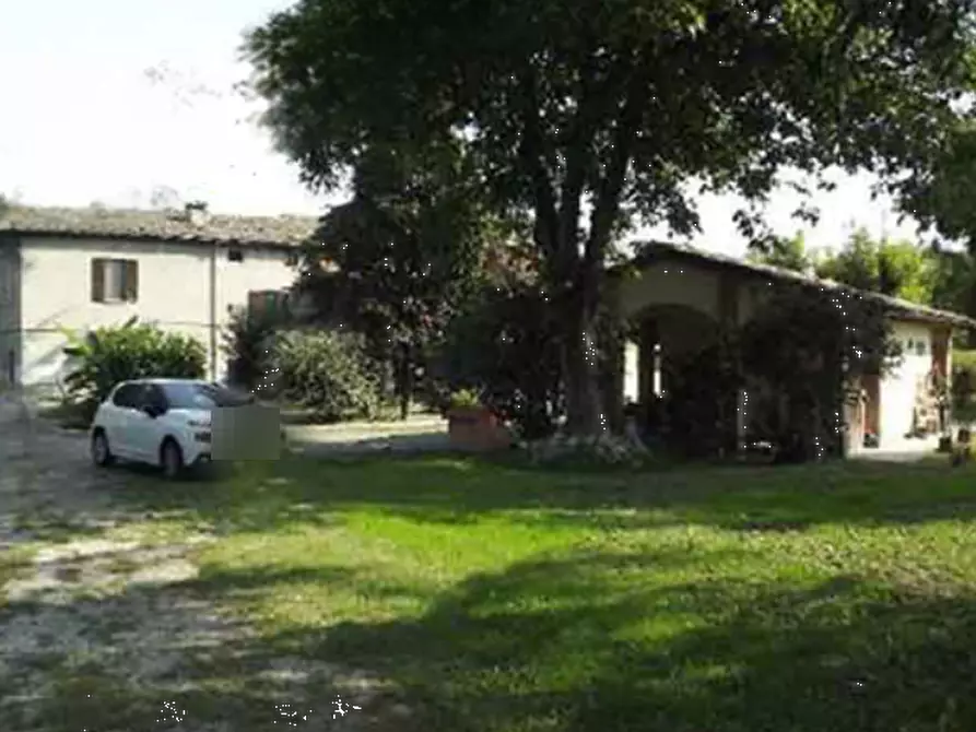 Immagine 4 di Casa indipendente in vendita  in Strada Langhirano a Parma