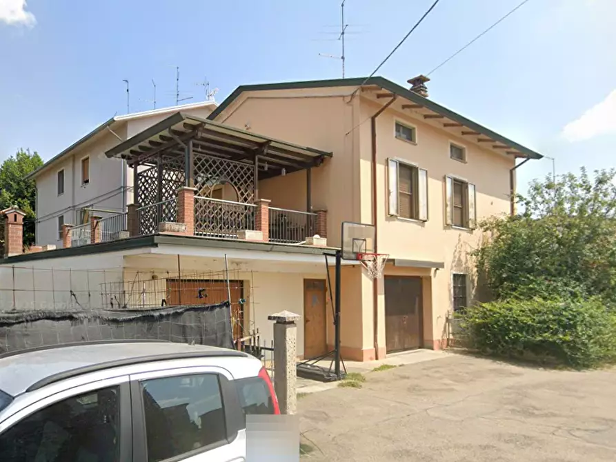 Immagine 3 di Casa indipendente in vendita  in Via Matteotti a Polesine Zibello
