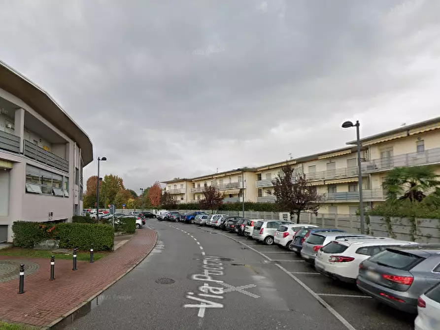 Immagine 3 di Magazzino in vendita  in  Via Giacomo Puccini  a Madone