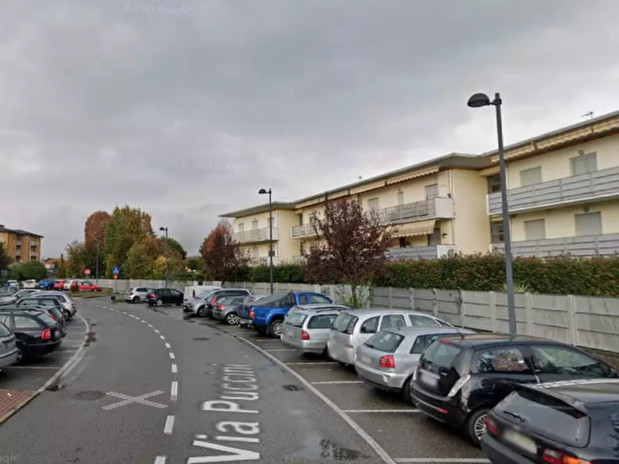 Immagine 4 di Magazzino in vendita  in  Via Giacomo Puccini  a Madone