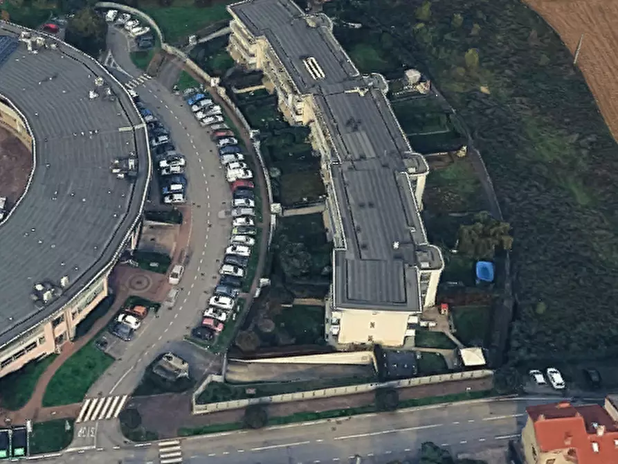 Immagine 5 di Magazzino in vendita  in  Via Giacomo Puccini  a Madone