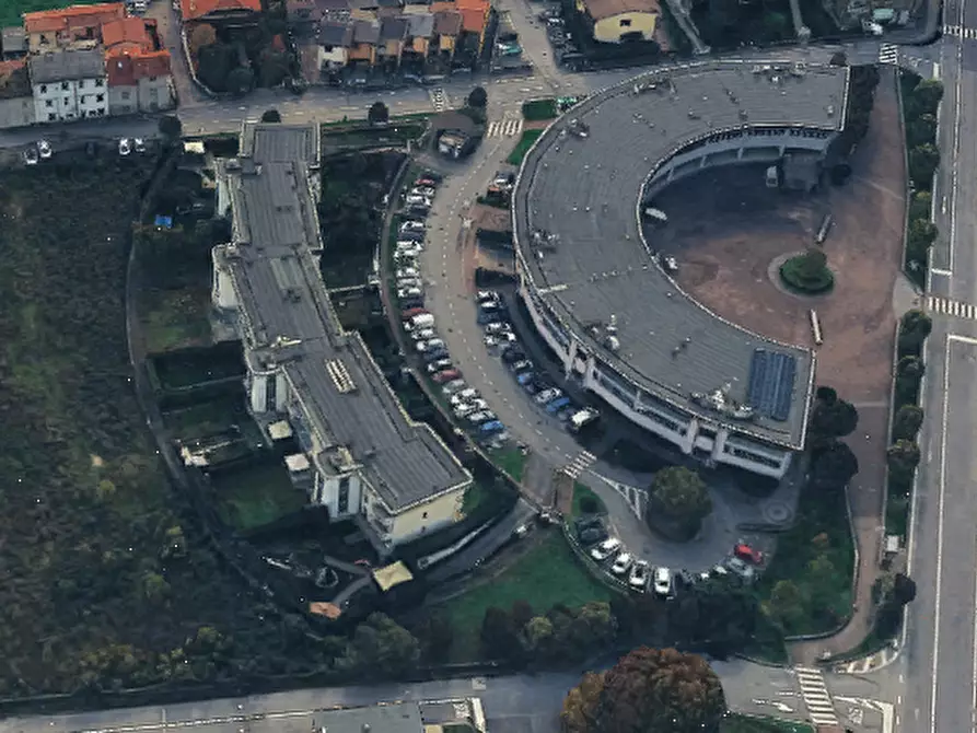 Immagine 7 di Magazzino in vendita  in  Via Giacomo Puccini  a Madone