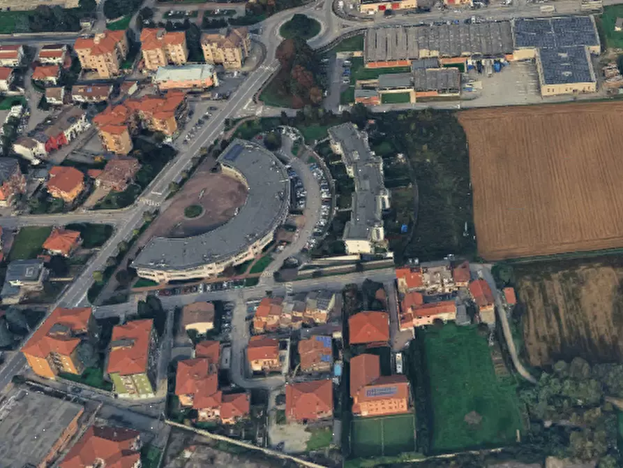 Immagine 1 di Magazzino in vendita  in  Via Giacomo Puccini  a Madone