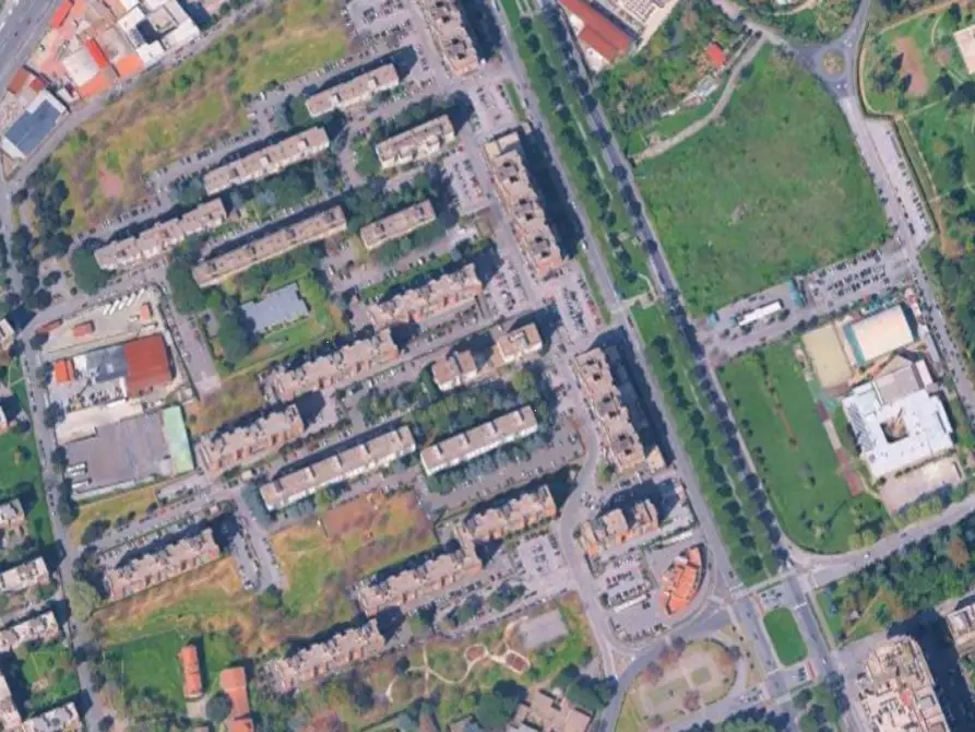 Immagine 6 di Garage in vendita  in Via di Grotta di Gregna a Roma