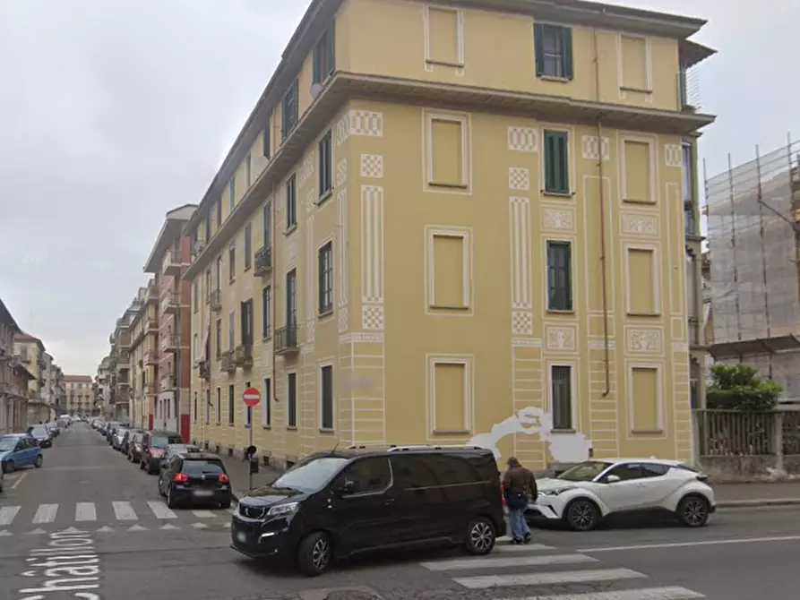Immagine 12 di Appartamento in vendita  in Via Lauro Rossi a Torino