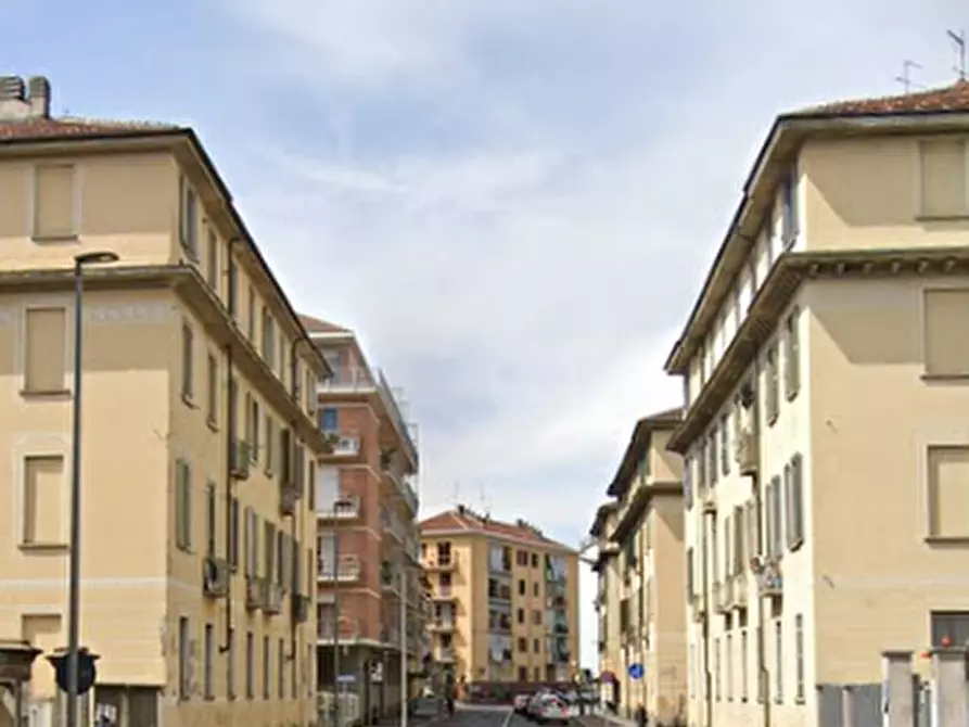 Immagine 15 di Appartamento in vendita  in Via Lauro Rossi a Torino