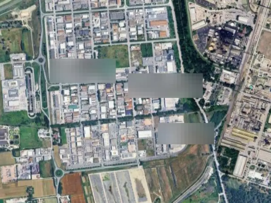 Immagine 2 di Magazzino in vendita  in Viale Giuseppe di Vittorio a Ravenna