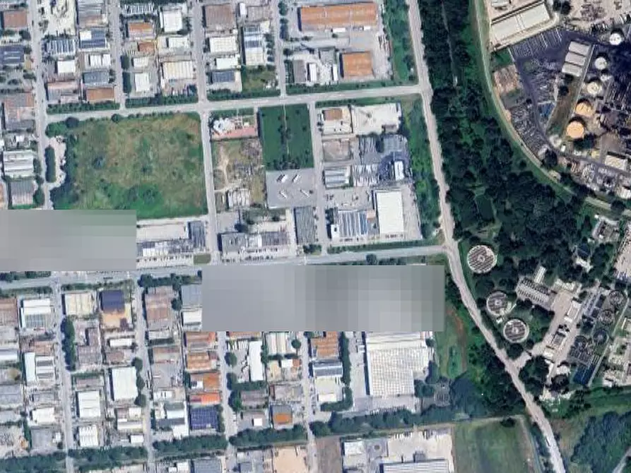 Immagine 1 di Magazzino in vendita  in Viale Giuseppe di Vittorio a Ravenna