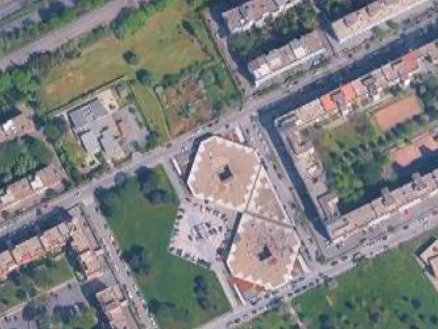 Immagine 10 di Negozio in vendita  in Via Tancredi Parmeggiani a Roma