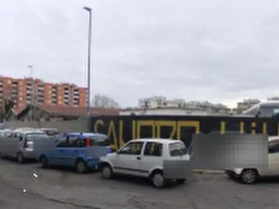Immagine 15 di Garage in vendita  in via di Grotta di Gregna a Roma