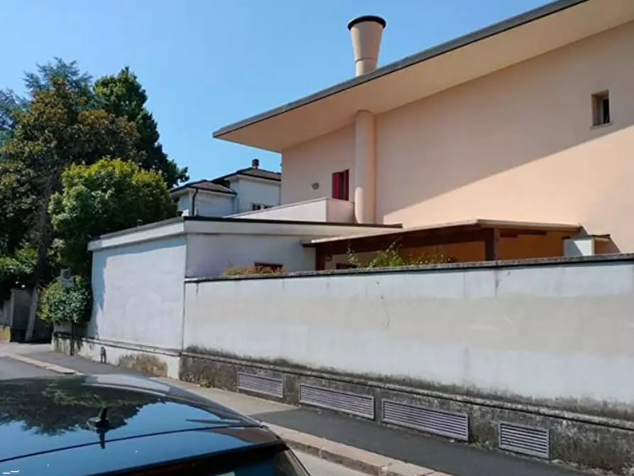 Immagine 14 di Appartamento in vendita  in Via Legione Antonini a Vicenza