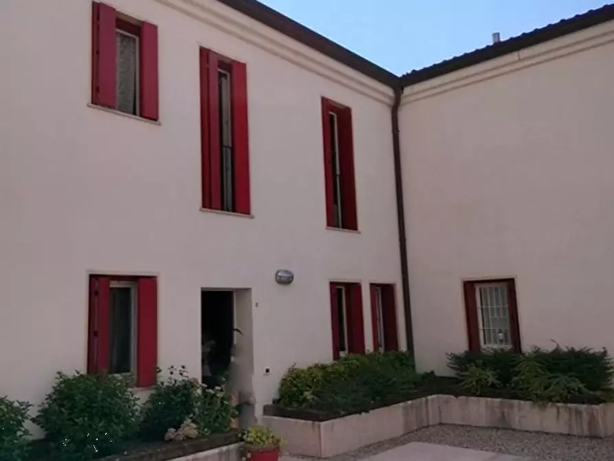 Immagine 16 di Appartamento in vendita  in Via Legione Antonini a Vicenza