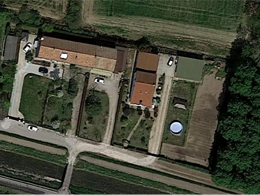 Immagine 9 di Casa indipendente in vendita  in Via Albarella a Camposampiero