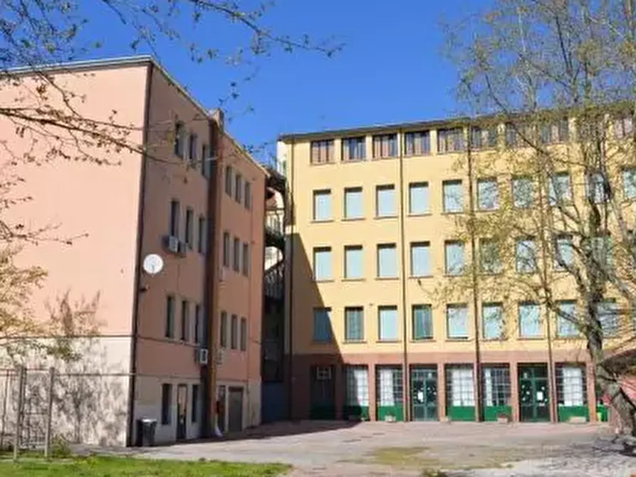 Immagine 1 di Stabile in vendita  in Via Giuseppe Mazzini  a Pontelongo