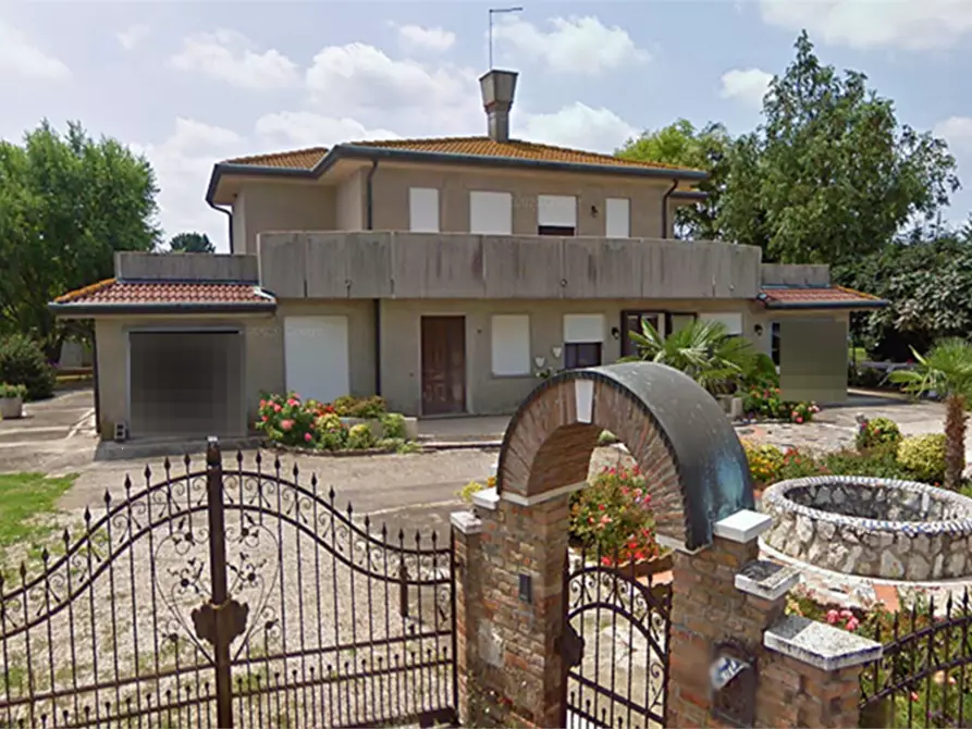 Immagine 2 di Porzione di villa in vendita  in Via Canove  a Correzzola