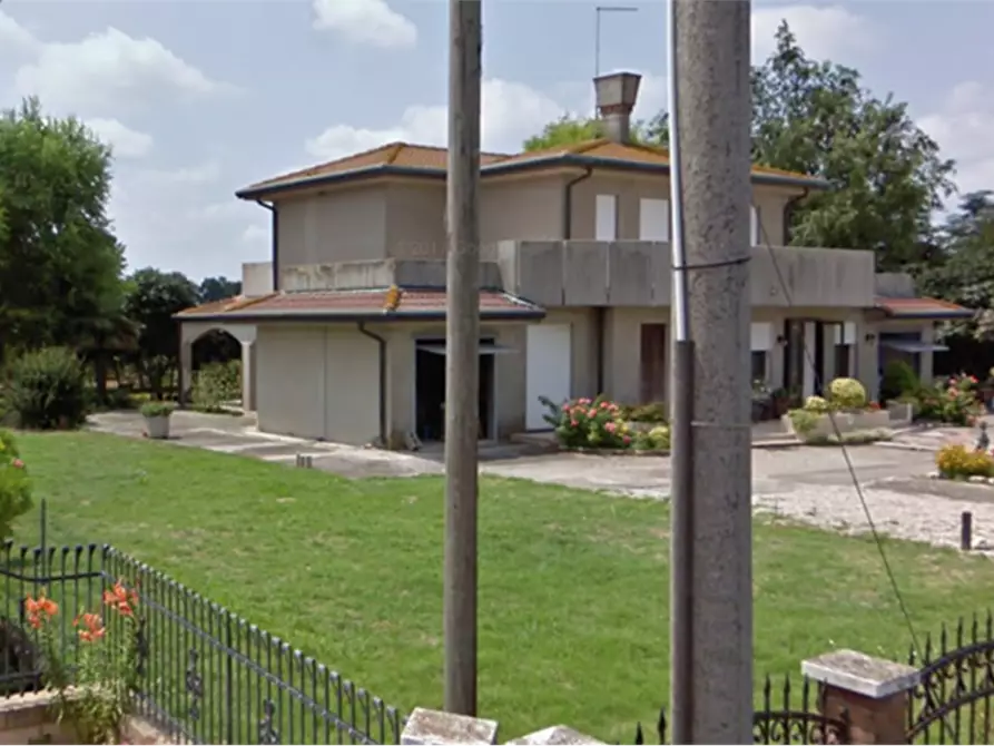 Immagine 8 di Porzione di villa in vendita  in Via Canove  a Correzzola