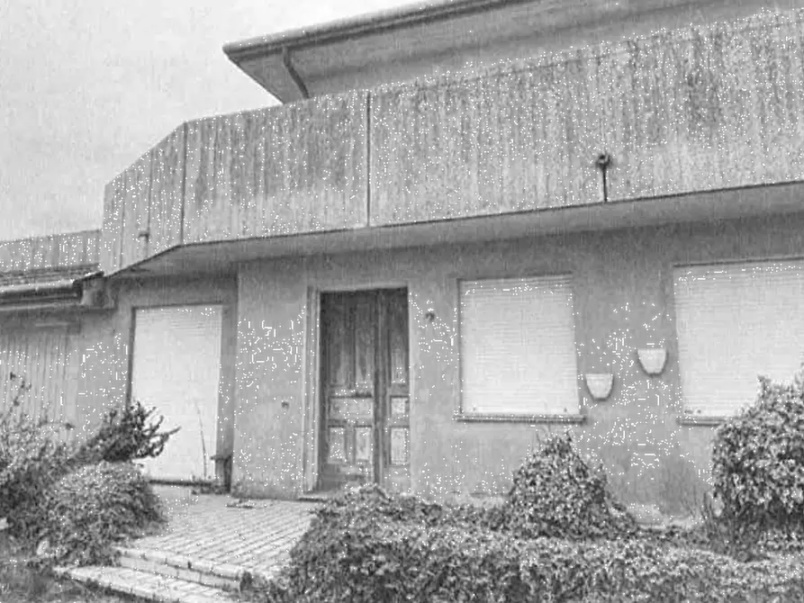 Immagine 15 di Porzione di villa in vendita  in Via Canove  a Correzzola