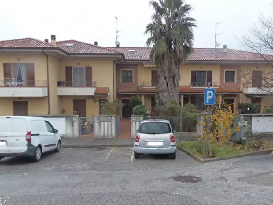 Immagine 1 di Appartamento in vendita  in Via Cornacchiara a Borghi