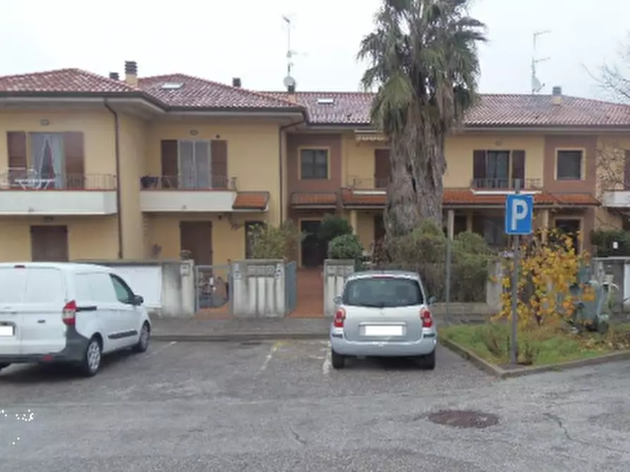 Immagine 3 di Appartamento in vendita  in Via Cornacchiara a Borghi