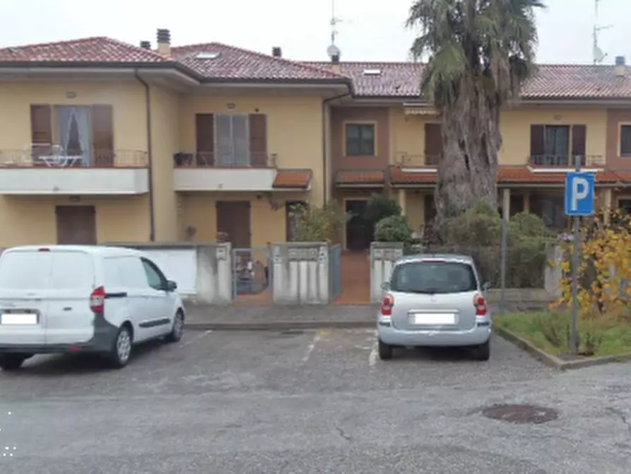 Immagine 5 di Appartamento in vendita  in Via Cornacchiara a Borghi