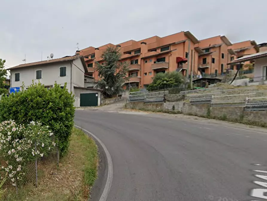 Immagine 15 di Appartamento in vendita  in Via Cornacchiara a Borghi