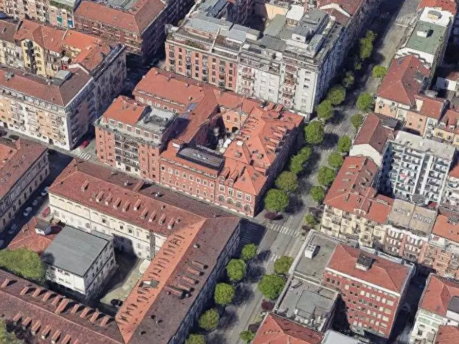 Immagine 15 di Appartamento in vendita  in Corso Raffaello a Torino