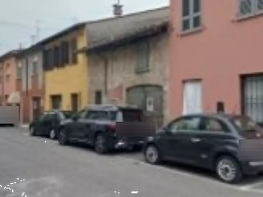 Immagine 2 di Negozio in vendita  in Via Cavour a Cortemaggiore