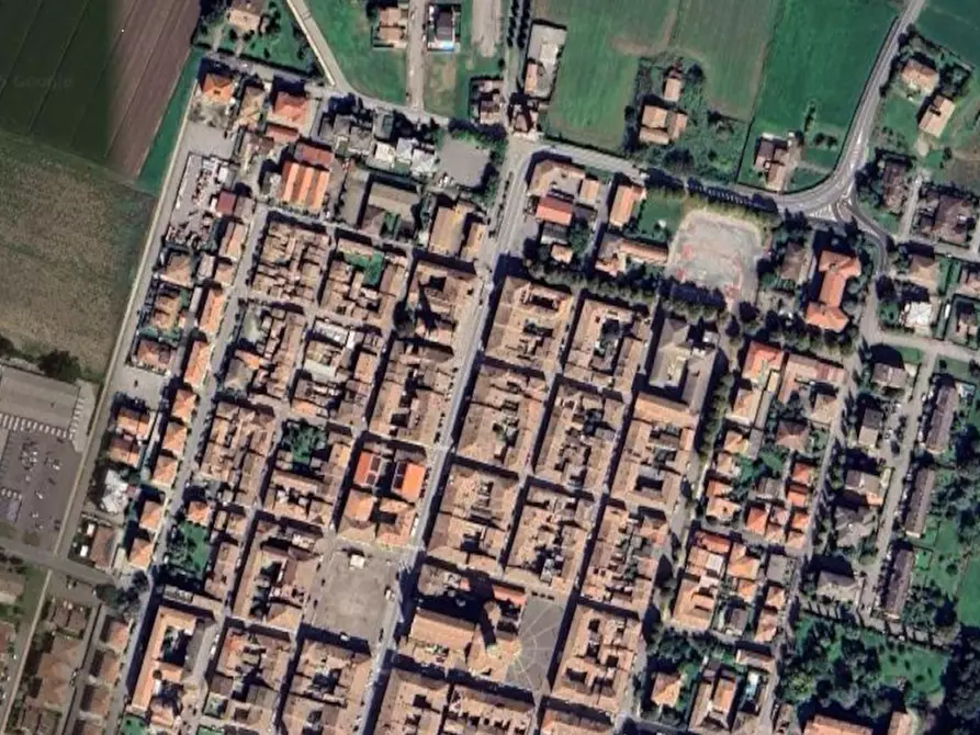 Immagine 6 di Negozio in vendita  in Via Cavour a Cortemaggiore