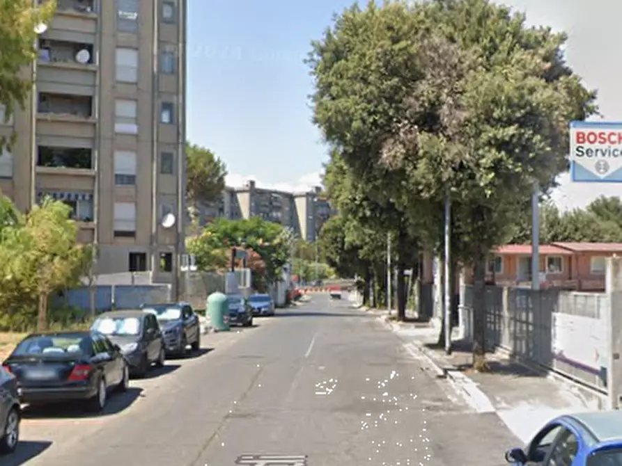 Immagine 5 di Garage in vendita  in Via di Grotta di Gregna a Roma